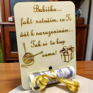 Dřevěná karta na peníze – Babičce k narozeninám